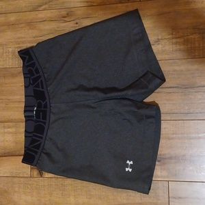 Under Armour Fly By Compression Shorts. Size M
